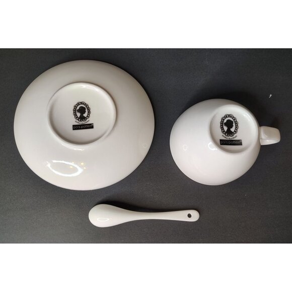 Pols Potten Teacup Saucer Spoon Set, Naughty Undressed Bathing Woman Butt Fun - Picture 3 of 3